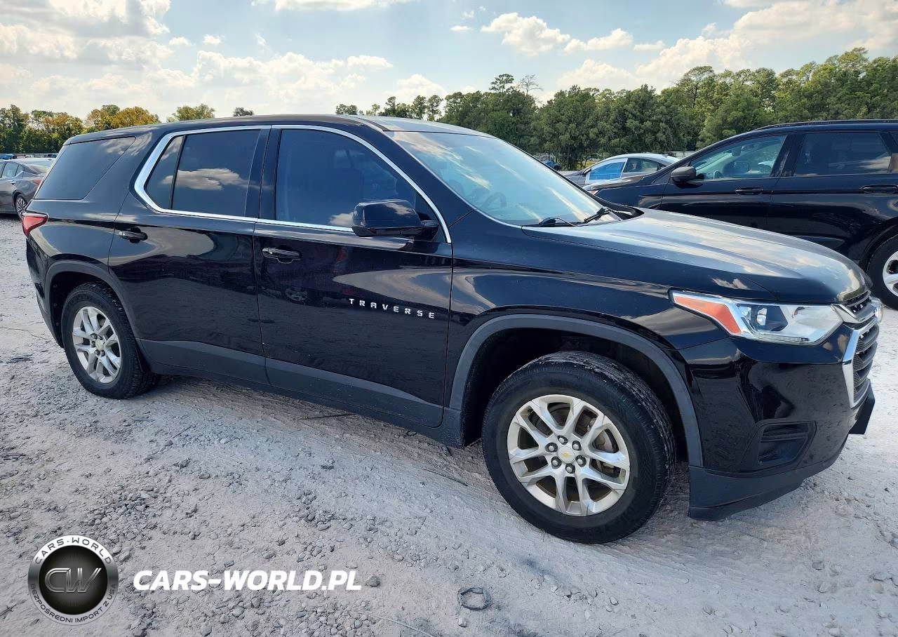 2019 Chevrolet Traverse Ls VIN:1GNERFKW6KJ163014 - 4