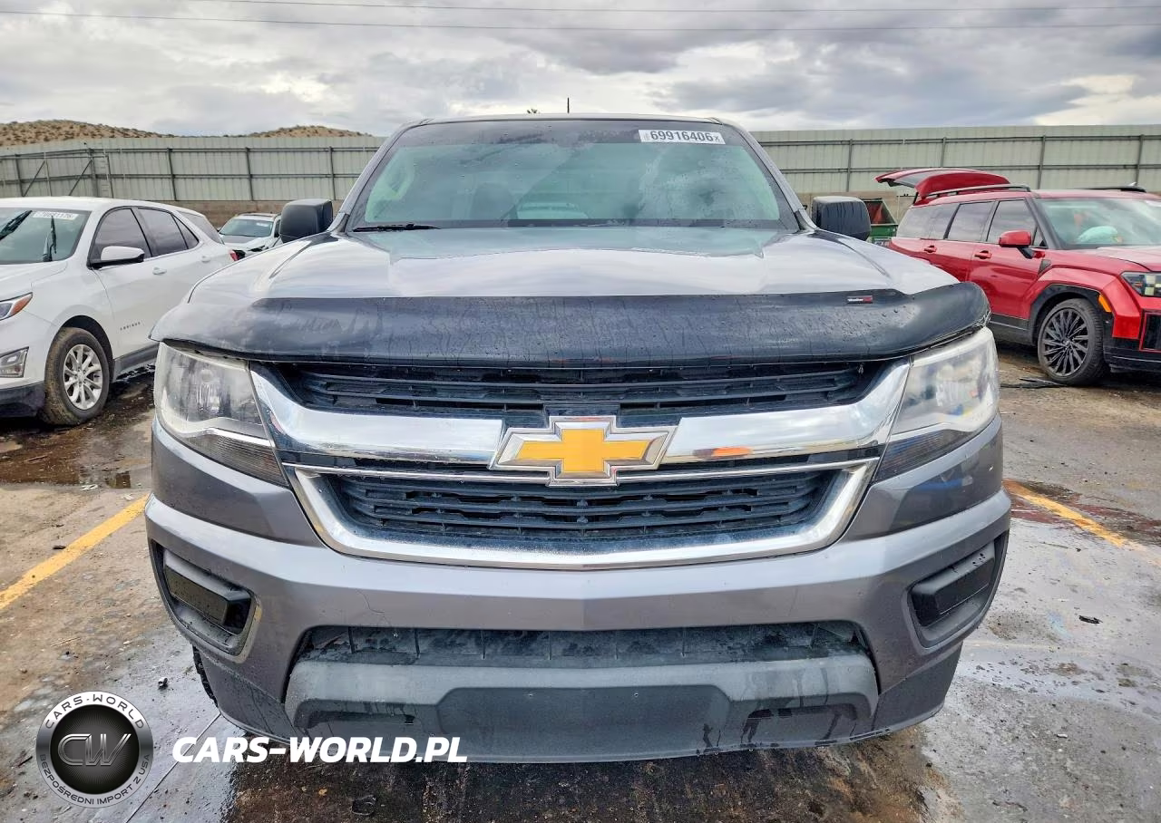 2018 Chevrolet Colorado VIN:1GCHSBEA8J1315828 - 5