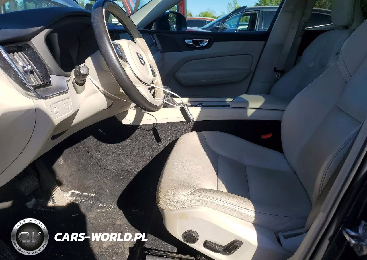 2020 Volvo Xc60 T5 Momentum VIN:YV4102RK0L1521011 - 7