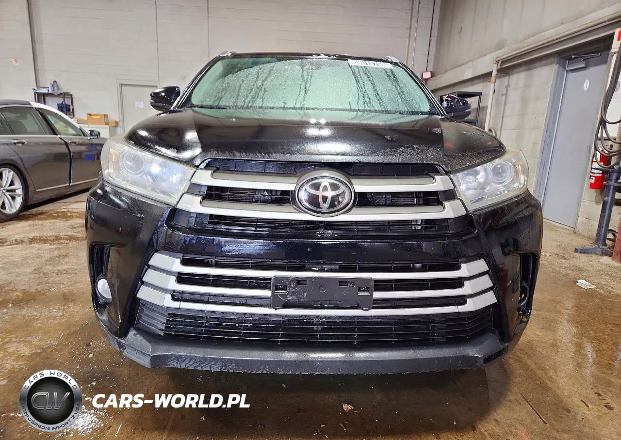 2018 Toyota Highlander Xle VIN:5TDJZRFH6JS893575 - 5