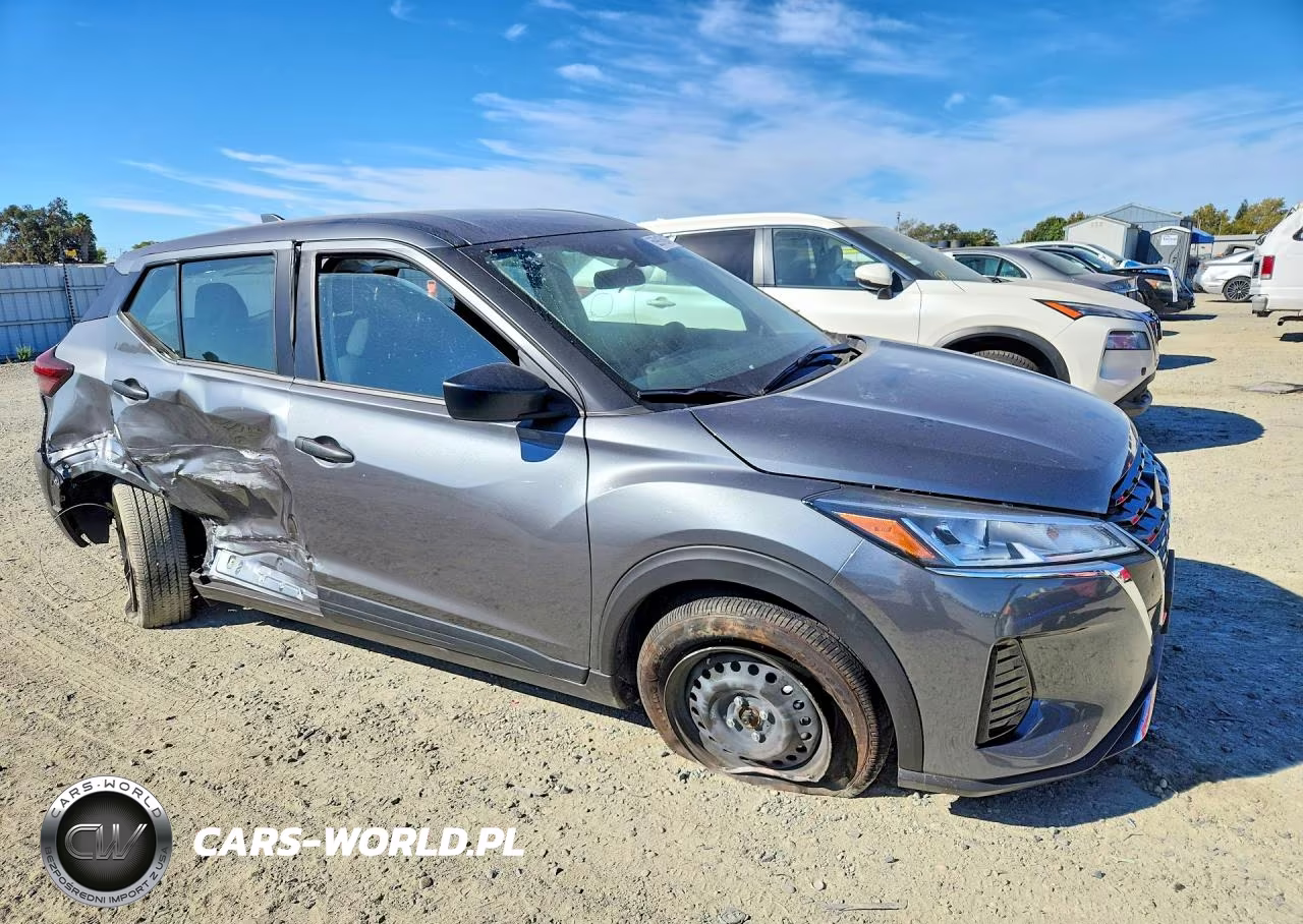 2025 Nissan Kicks Play S VIN:3N1CP5BV8SL492977 - 4