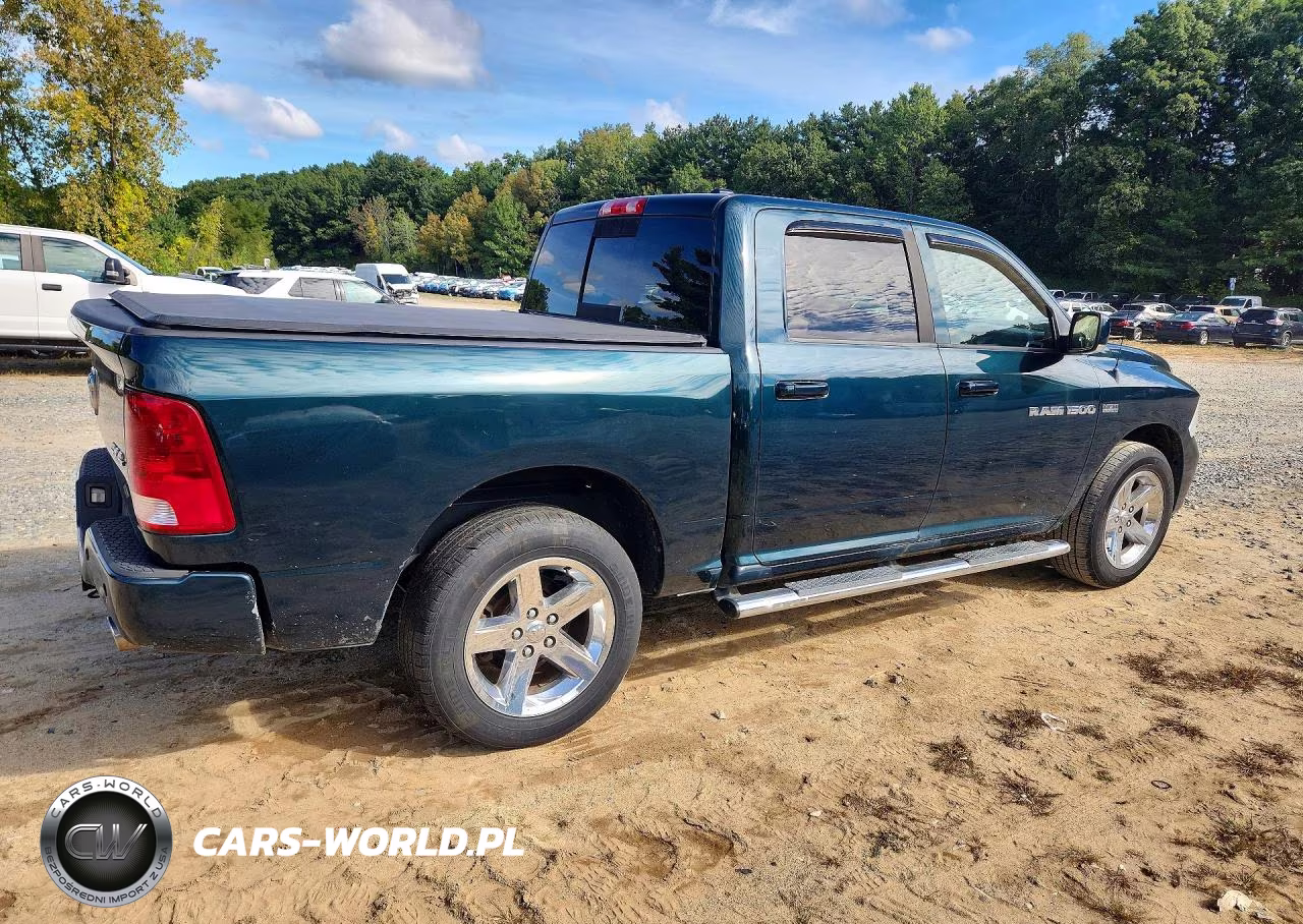 2011 Dodge Ram 1500 Sport VIN:1D7RV1CT5BS527467 - 3