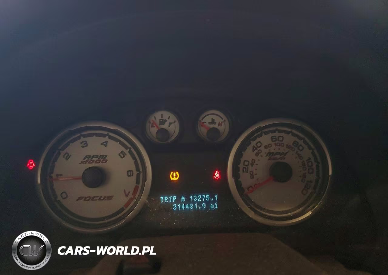 2010 Ford Focus Se VIN:1FAHP3FN1AW299425 - 9