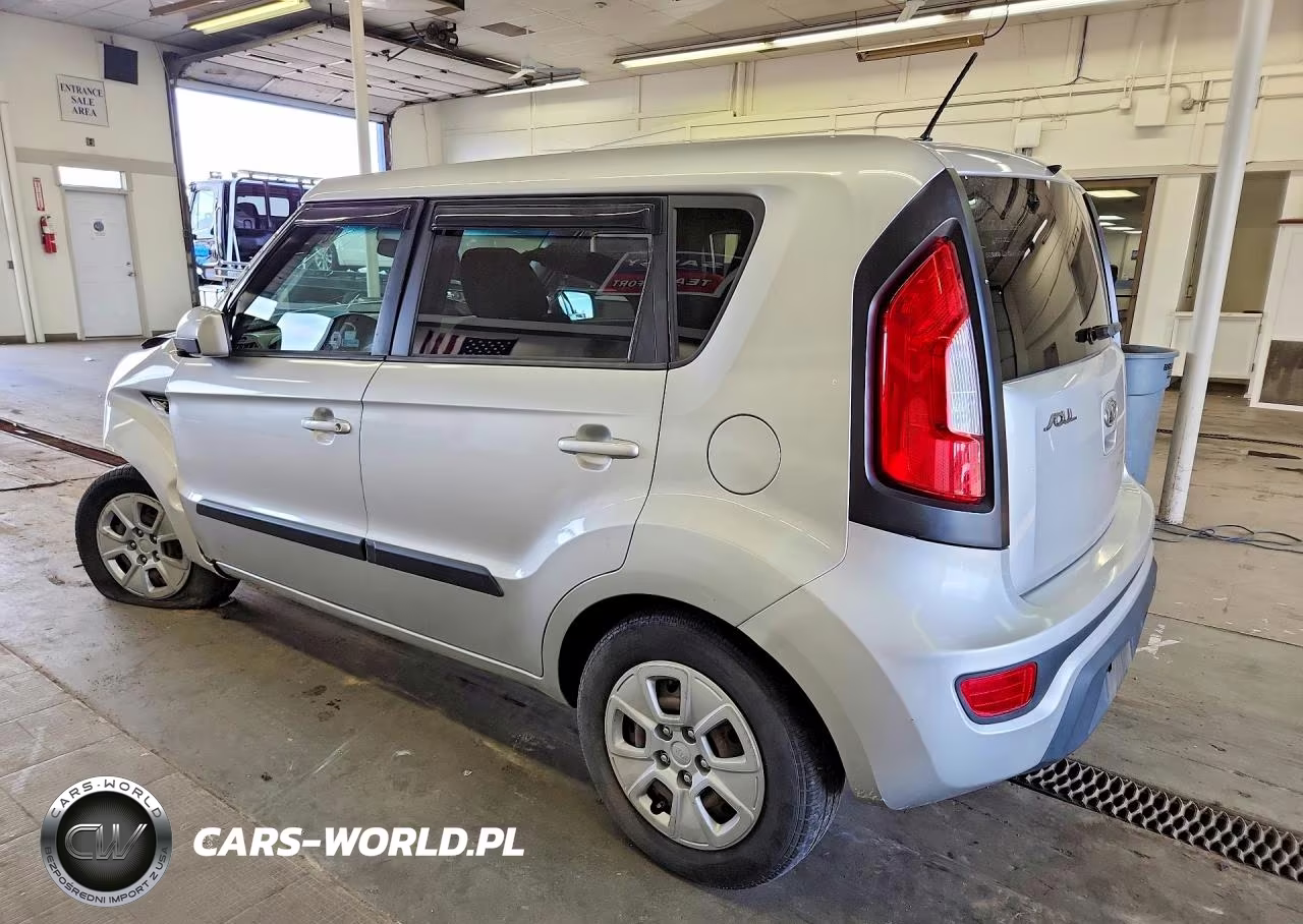 2012 Kia Soul Base VIN:KNDJT2A50C7417017 - 2