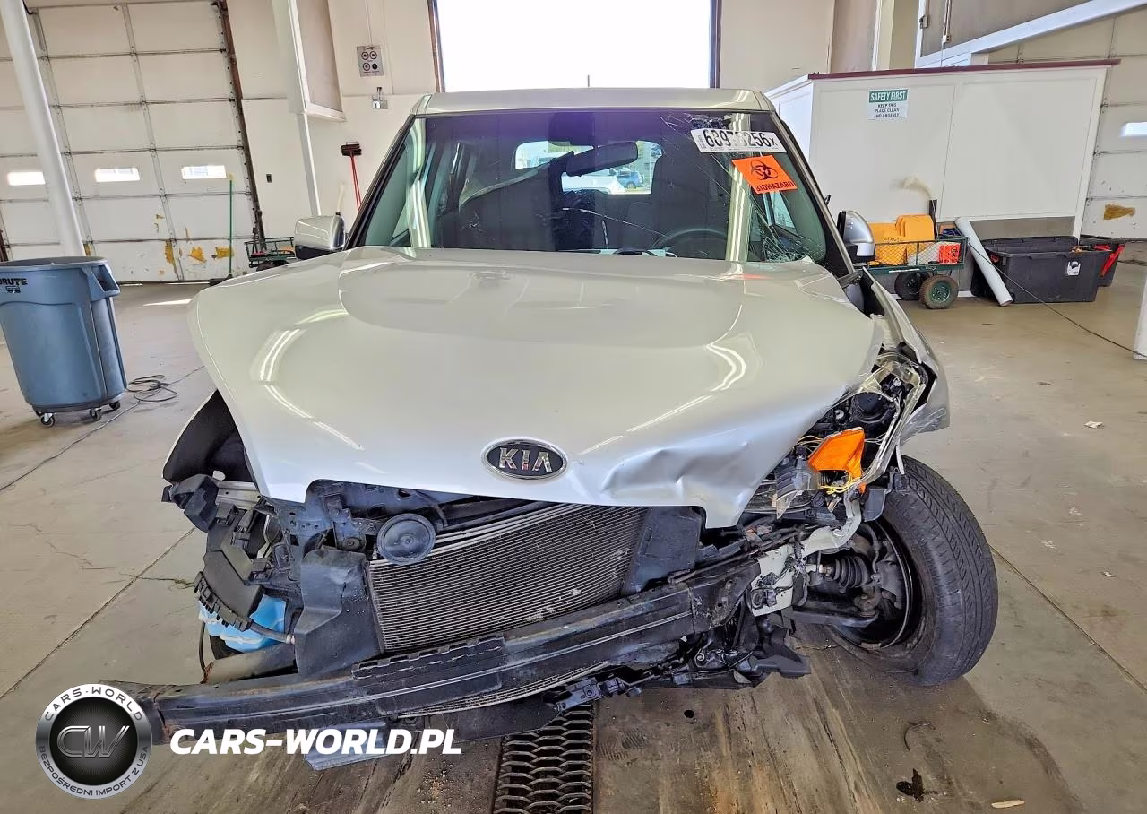 2012 Kia Soul Base VIN:KNDJT2A50C7417017 - 5