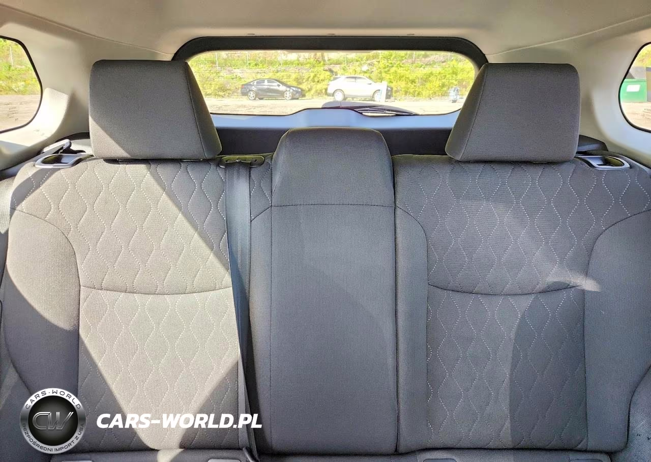 2022 Toyota Corolla Cross Le VIN:7MUBAABG4NV009168 - 10