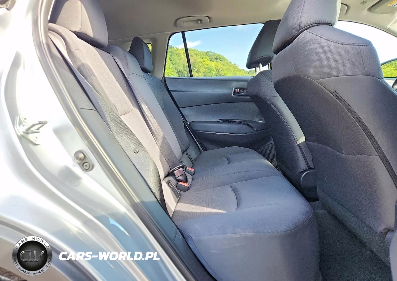 2022 Toyota Corolla Cross Le VIN:7MUBAABG4NV009168 - 11
