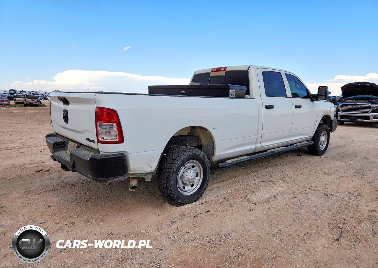 2023 Ram 2500 Tradesman VIN:3C6UR5HJ1PG634335 - 3