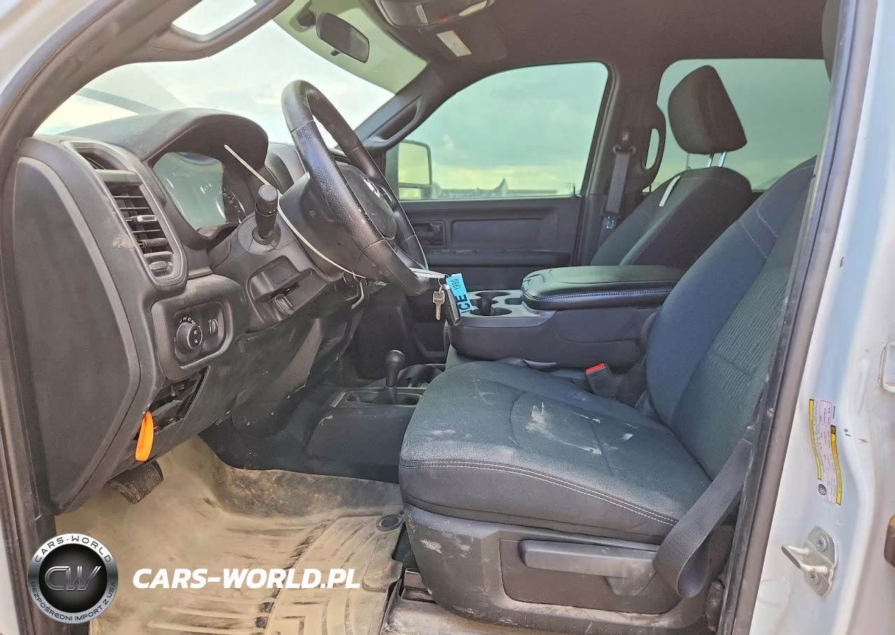 2023 Ram 2500 Tradesman VIN:3C6UR5HJ1PG634335 - 7