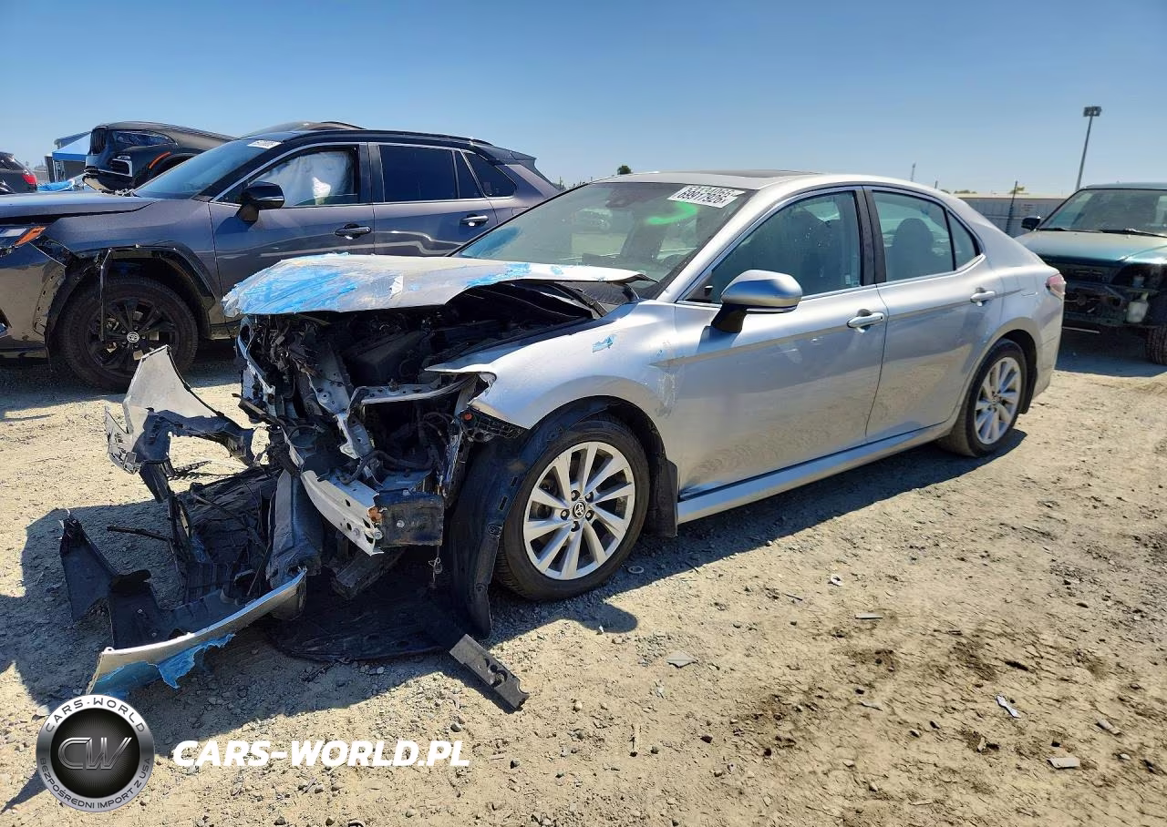 2021 Toyota Camry Le