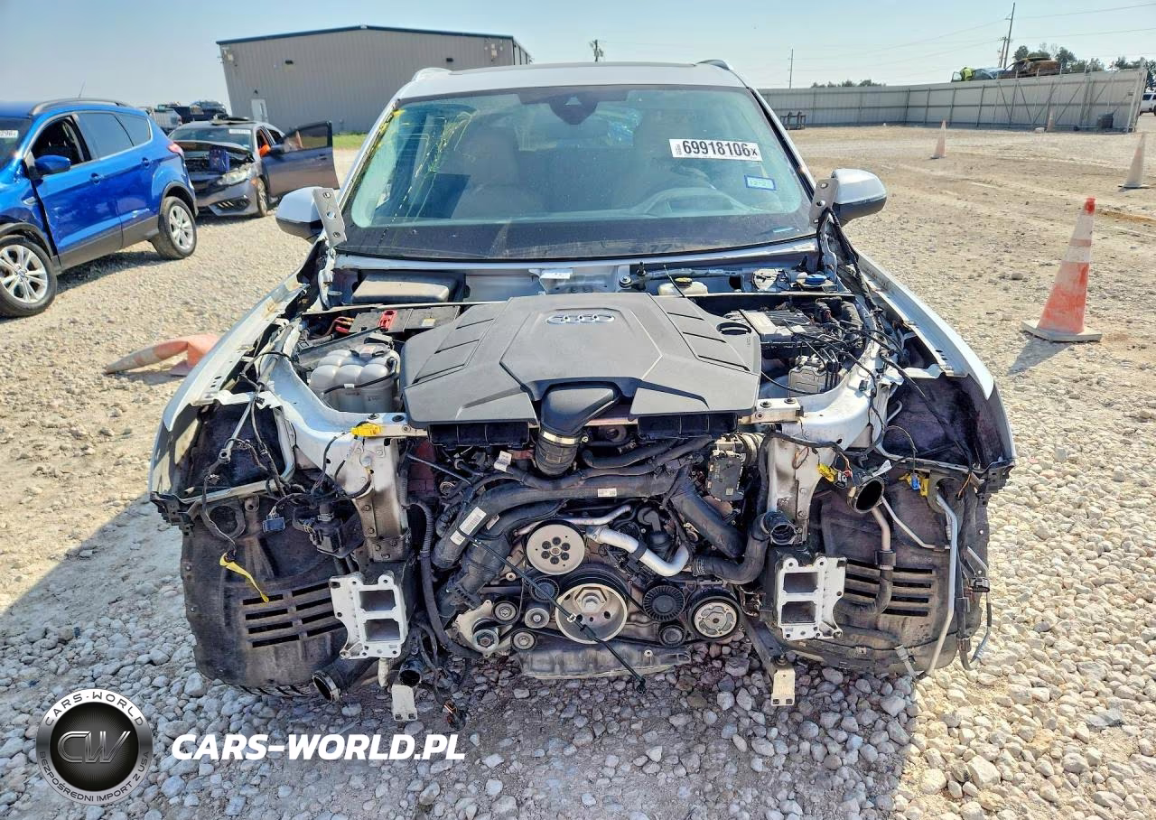 2022 Audi Q7 Prestige VIN:WA1VXBF77ND013601 - 5