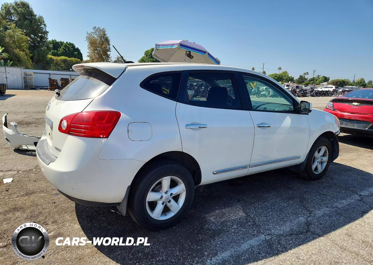 2013 Nissan Rogue S VIN:JN8AS5MT5DW014497 - 3