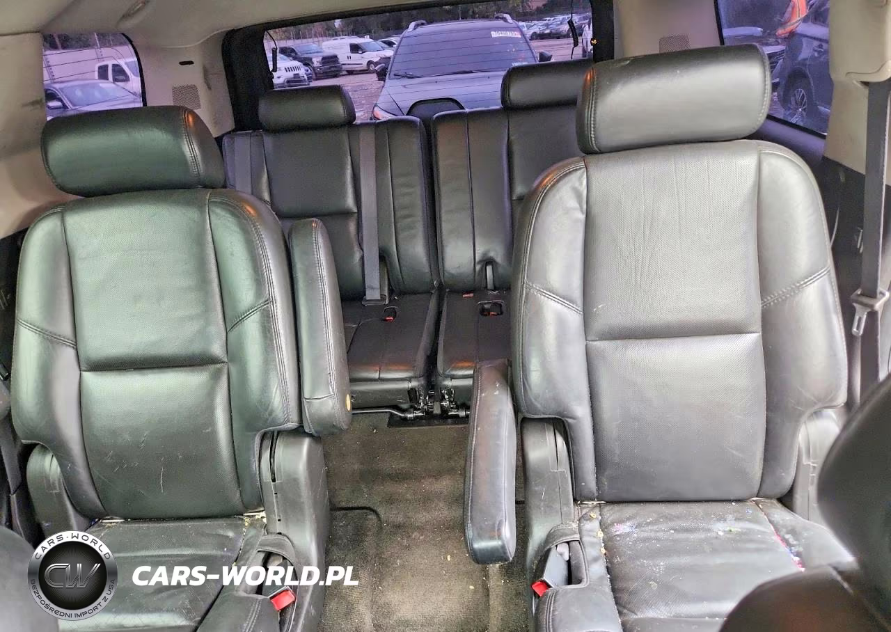 2007 Cadillac Escalade Luxury VIN:1GYFK63897R409204 - 10