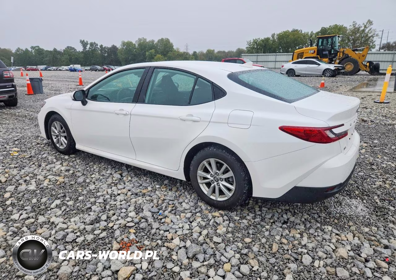 2025 Toyota Camry Le VIN:4T1DAACK9SU100039 - 2