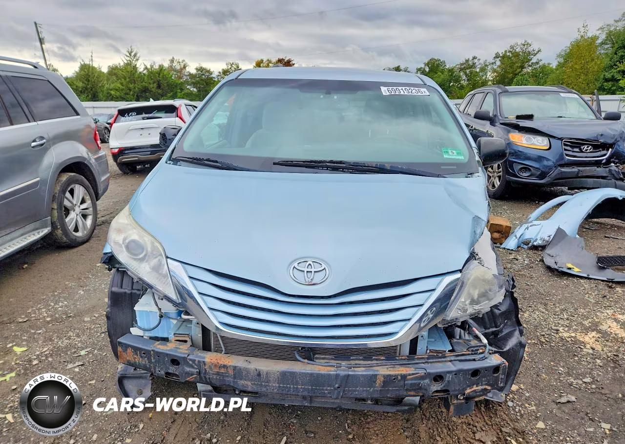 2015 Toyota Sienna Le VIN:5TDKK3DC5FS612287 - 5