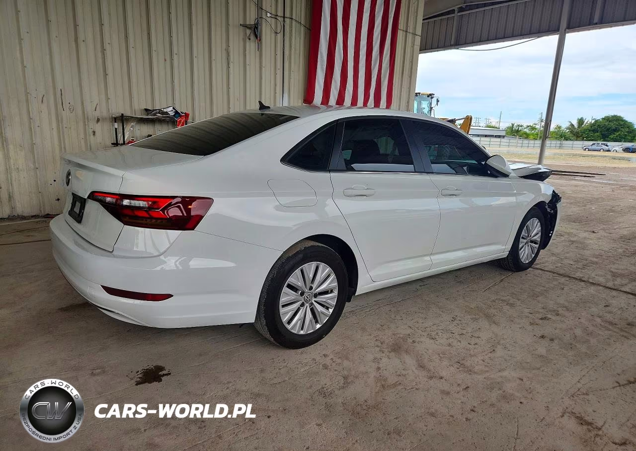 2019 Volkswagen Jetta S VIN:3VWC57BU8KM116633 - 3