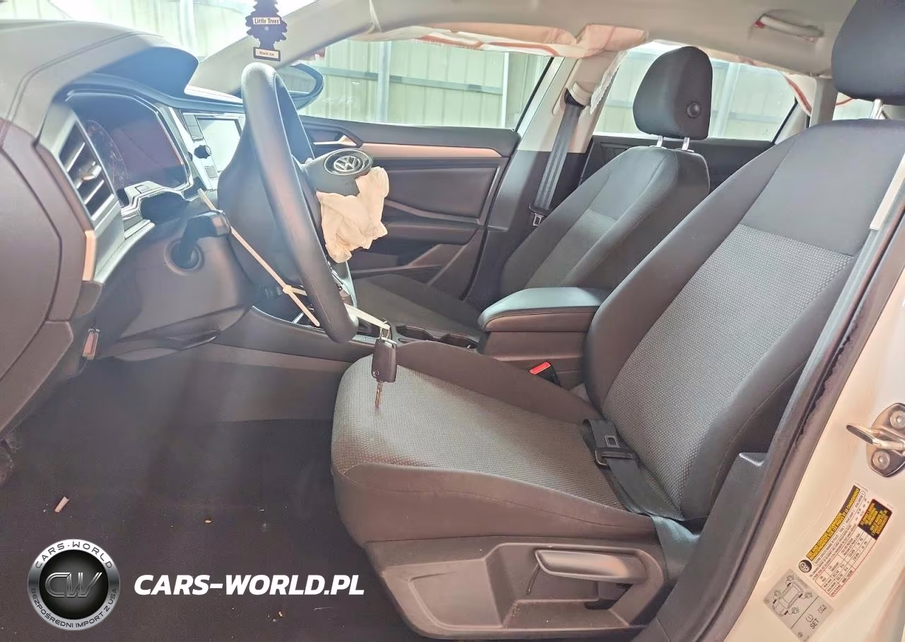 2019 Volkswagen Jetta S VIN:3VWC57BU8KM116633 - 7