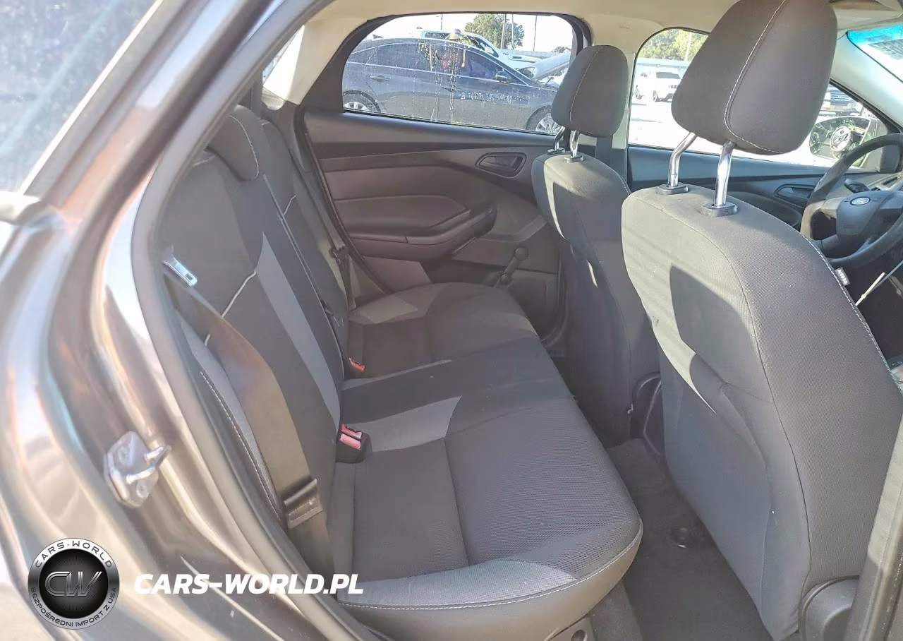 2012 Ford Focus S VIN:1FAHP3E2XCL444876 - 10