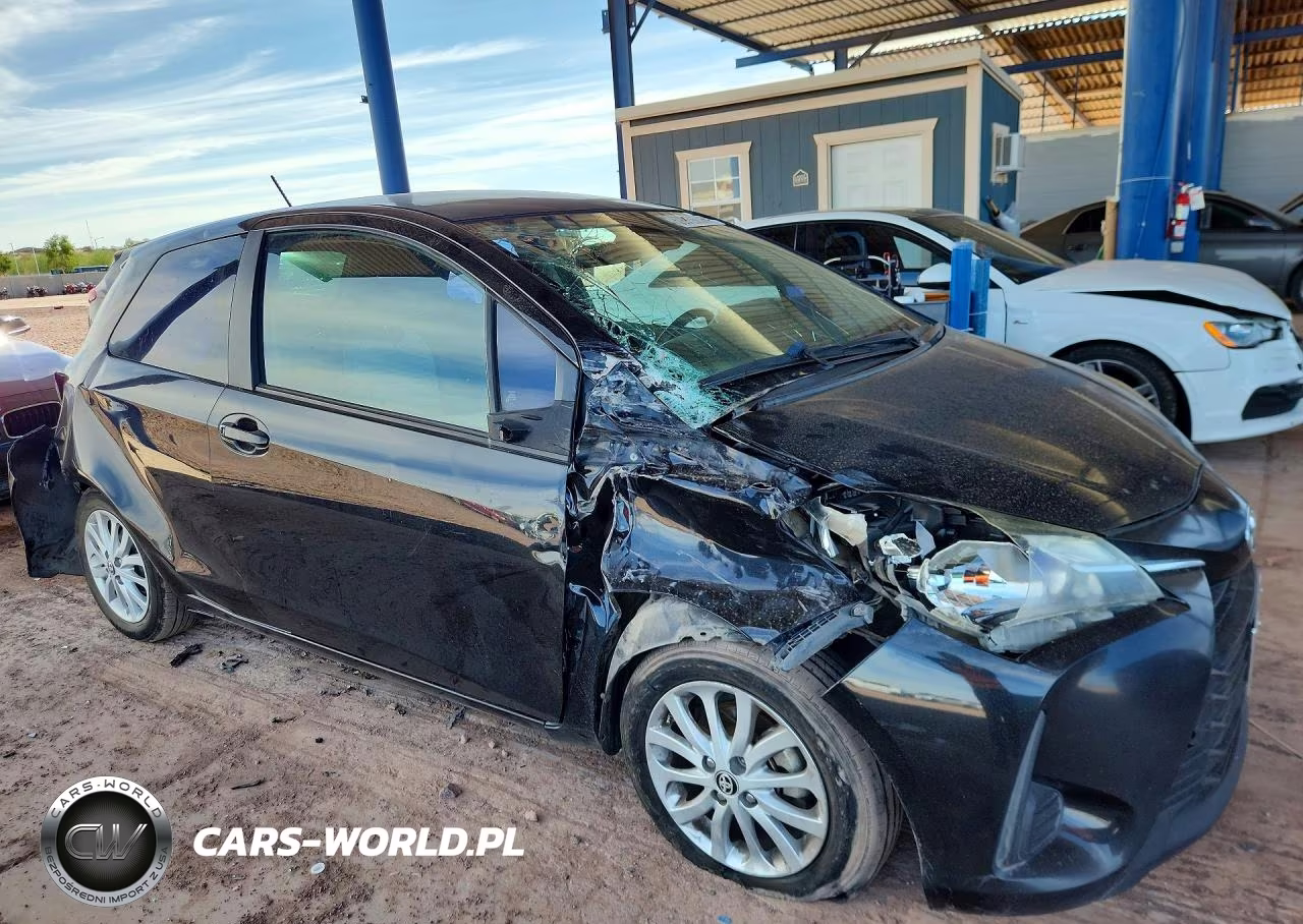 2018 Toyota Yaris 3-Door Le VIN:VNKJTUD38JA098155 - 4