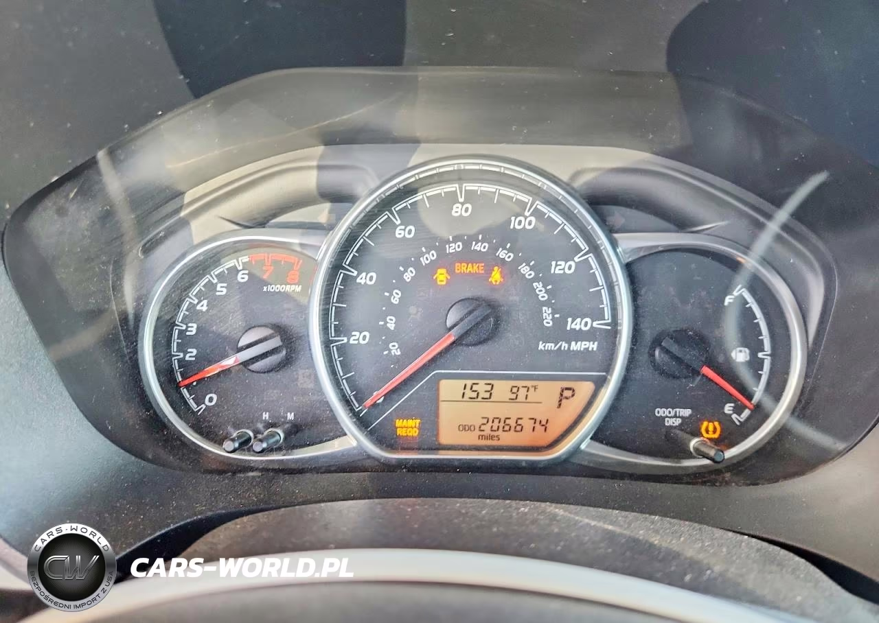 2018 Toyota Yaris 3-Door Le VIN:VNKJTUD38JA098155 - 9