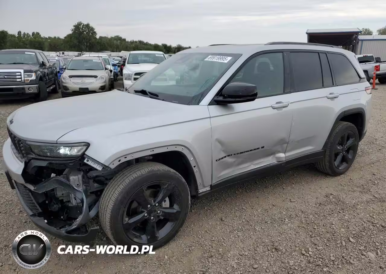 2024 Jeep Grand Cherokee Laredo