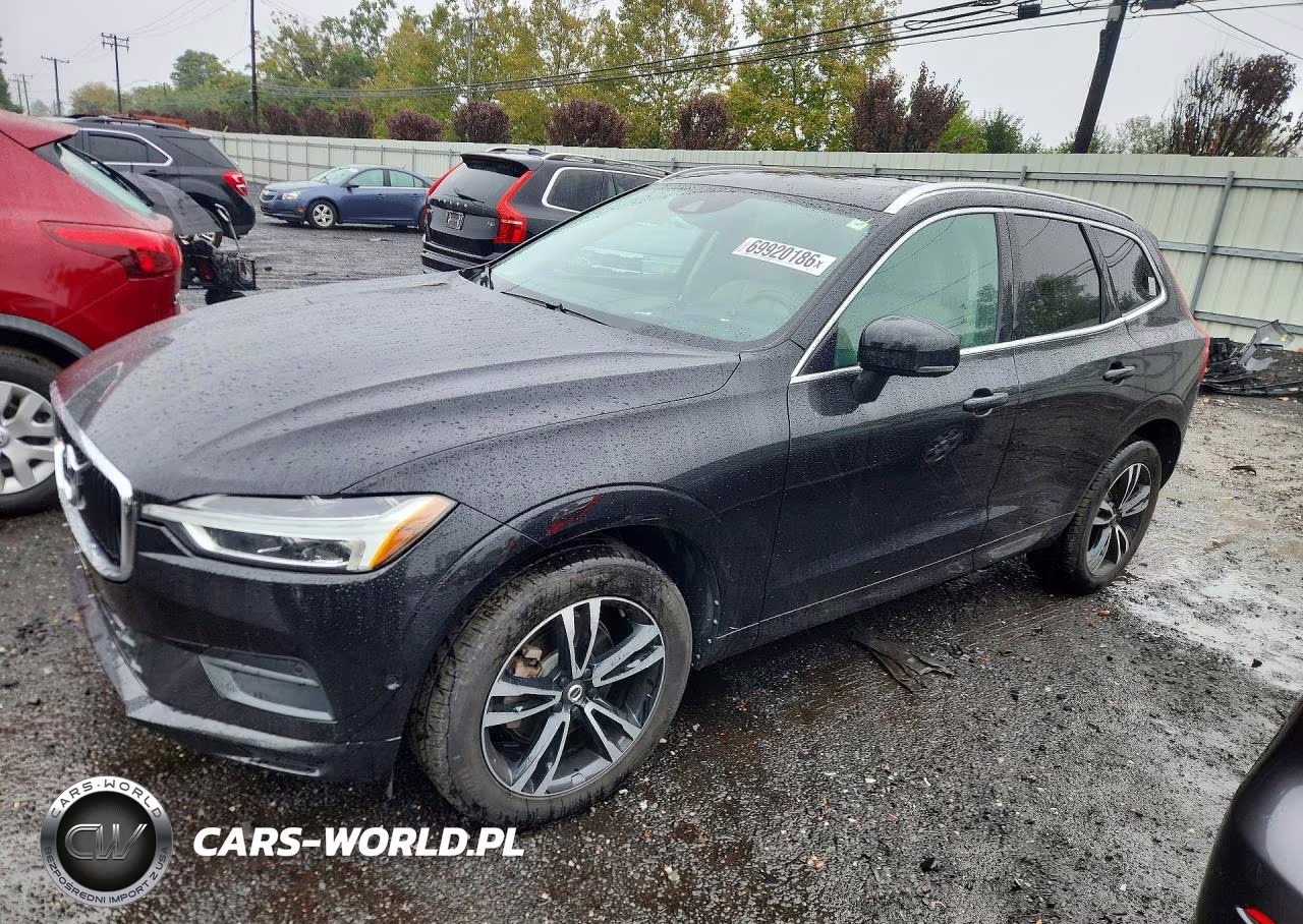 2018 Volvo Xc60 T5 Momentum VIN:YV4102RK0J1081403 - 1