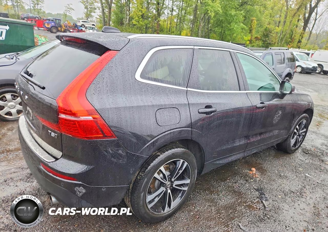 2018 Volvo Xc60 T5 Momentum VIN:YV4102RK0J1081403 - 3