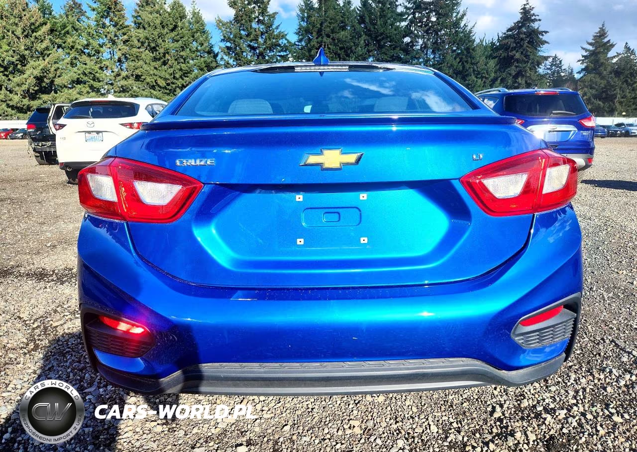 2017 Chevrolet Cruze Lt VIN:1G1BE5SMXH7168098 - 6