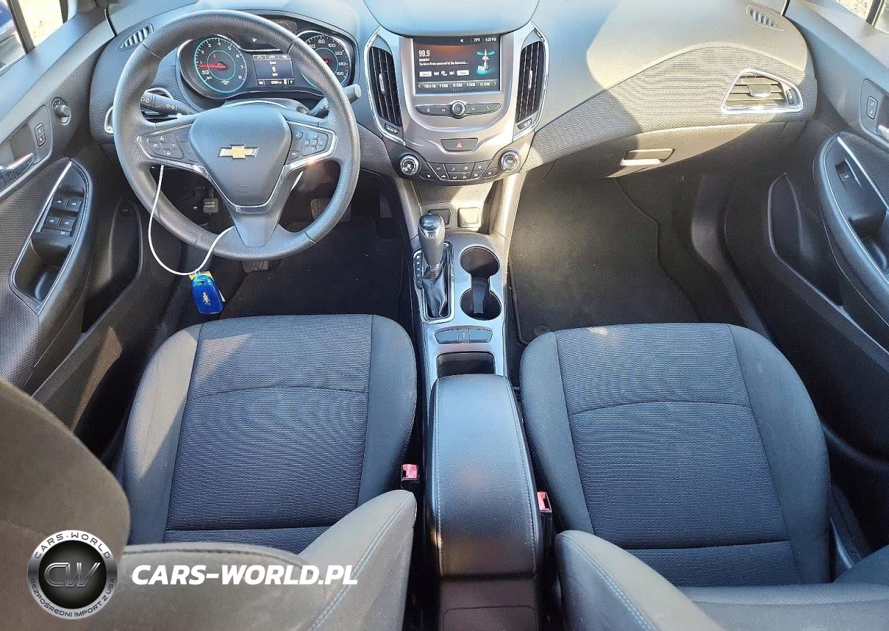 2017 Chevrolet Cruze Lt VIN:1G1BE5SMXH7168098 - 8