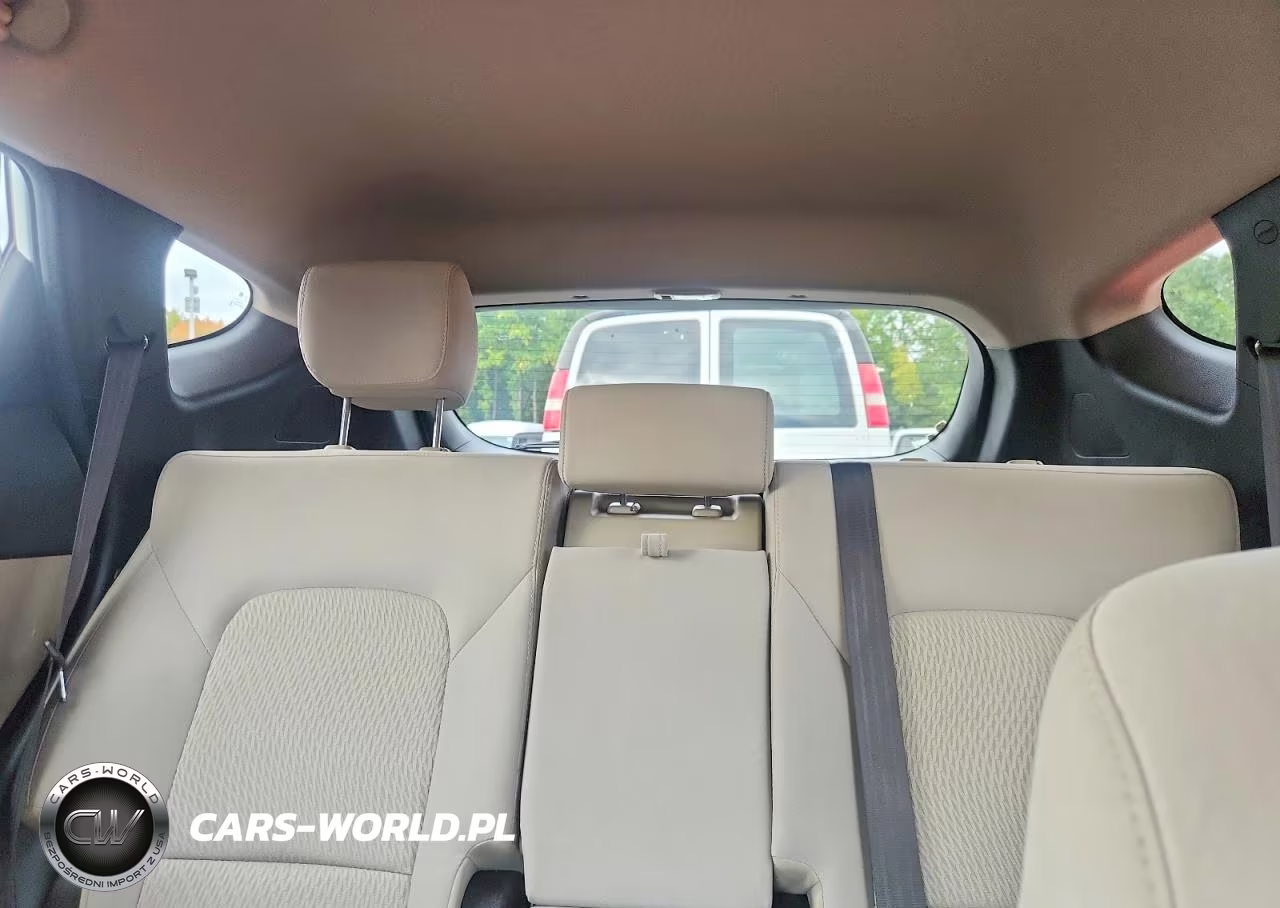 2018 Hyundai Santa Fe Sport 2.4L VIN:5XYZUDLB9JG515137 - 10