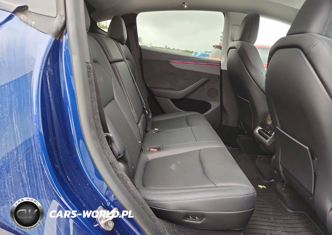 2026 Tesla Model Y VIN:7SAYGDED6TA454616 - 10