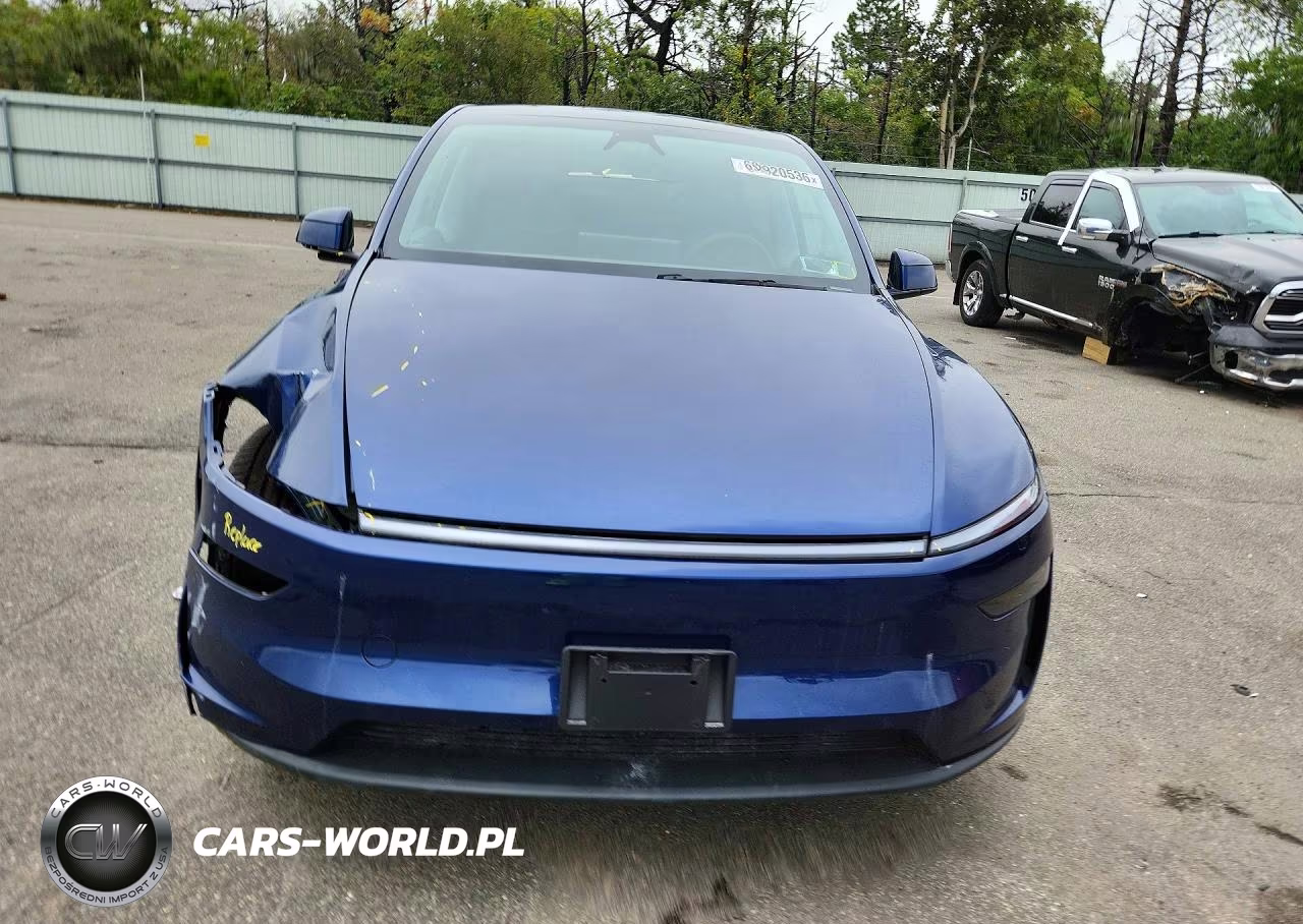 2026 Tesla Model Y VIN:7SAYGDED6TA454616 - 5