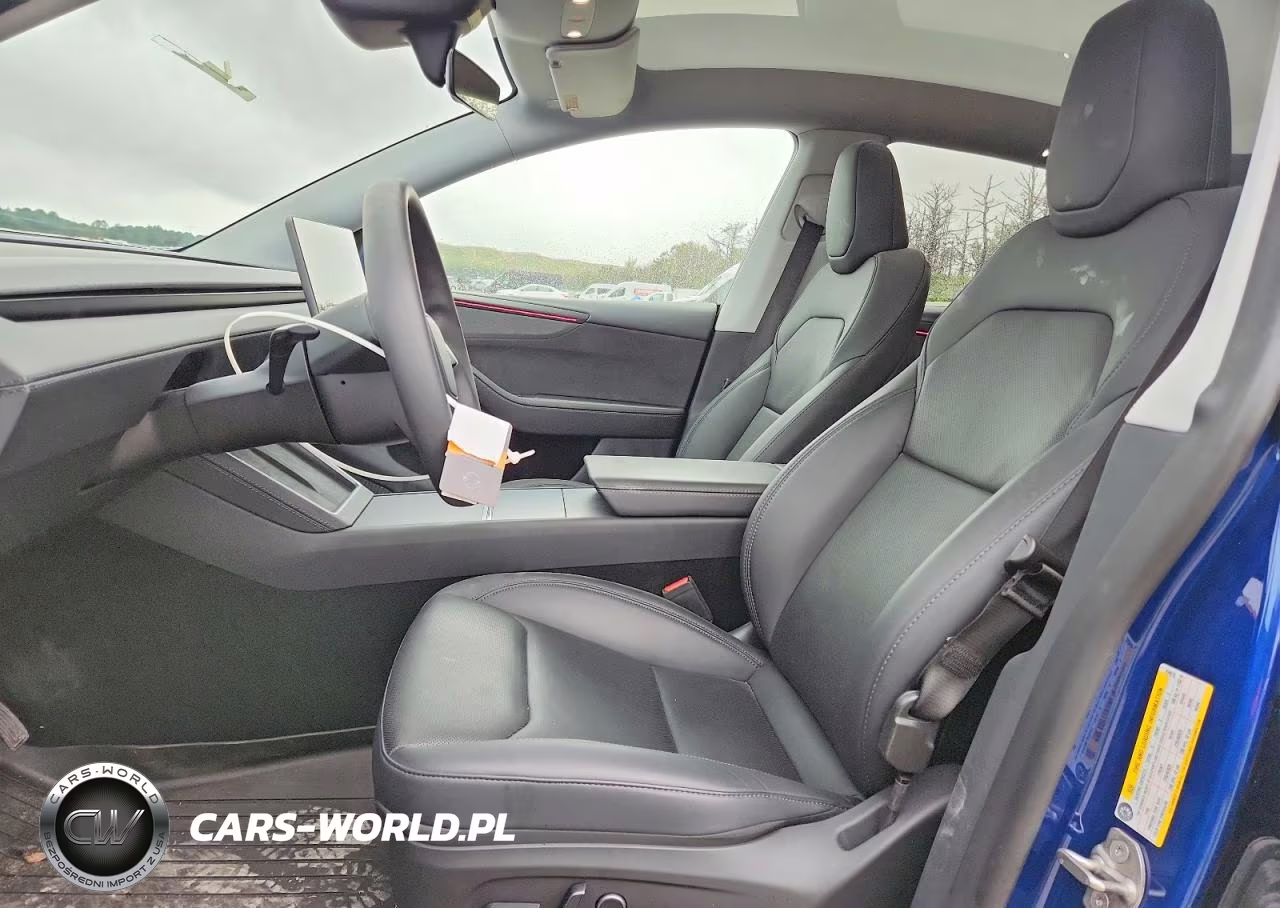 2026 Tesla Model Y VIN:7SAYGDED6TA454616 - 7