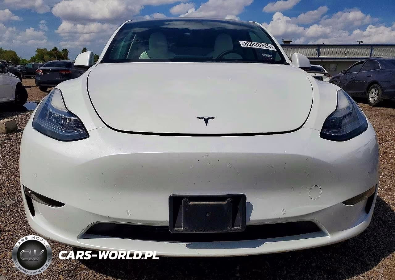 2021 Tesla Model Y VIN:5YJYGDEE2MF256321 - 5
