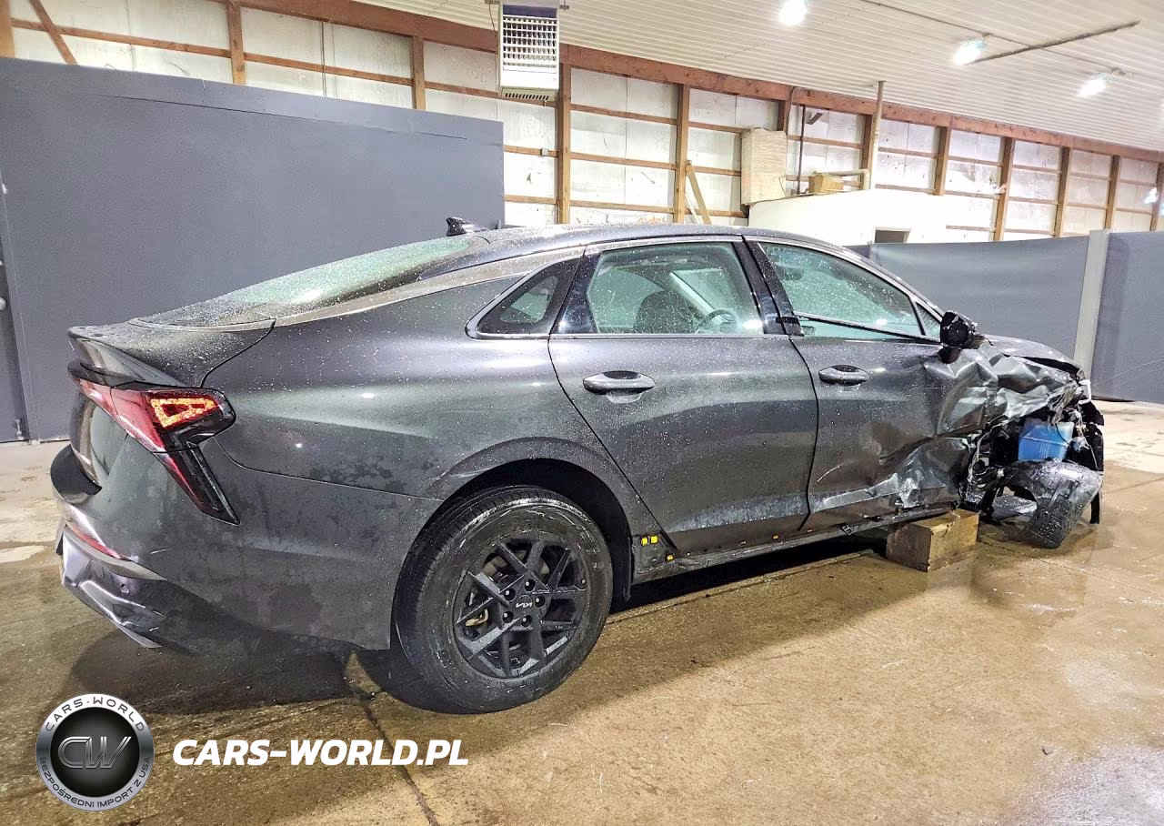 2026 Kia K5 Lxs VIN:KNAG24J7XT5465174 - 3