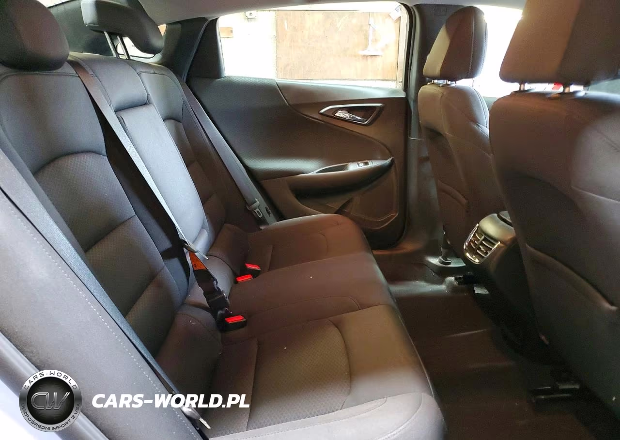 2018 Chevrolet Malibu Lt VIN:1G1ZD5ST0JF119318 - 10
