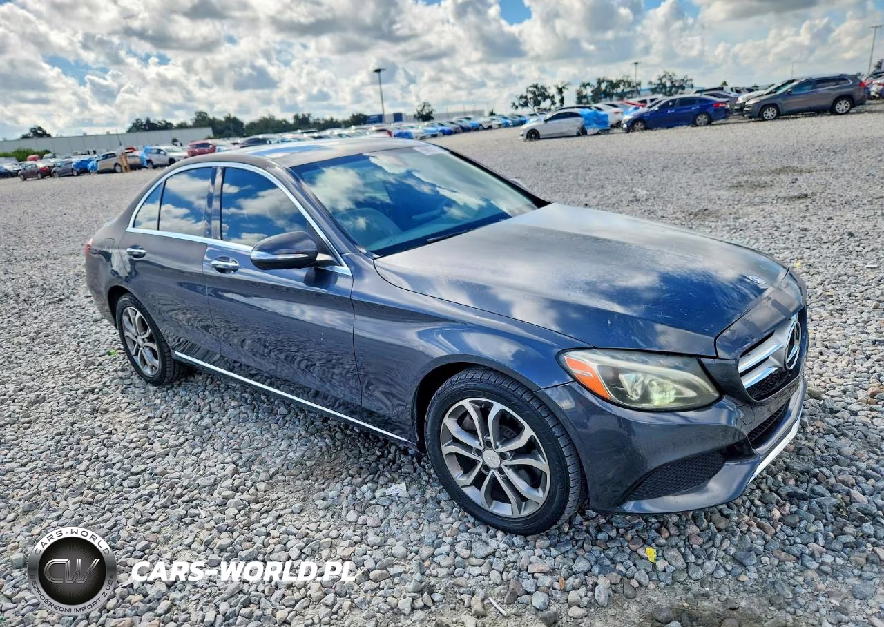2016 Mercedes-Benz C 300 4Matic VIN:55SWF4KB5GU111653 - 4