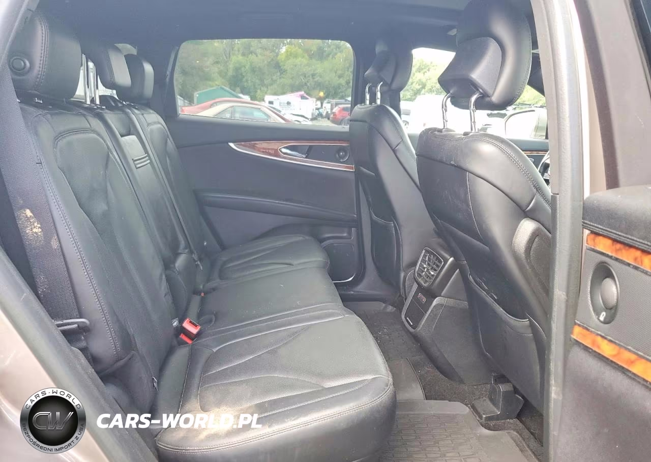 2019 Lincoln Nautilus Reserve VIN:2LMPJ8LP0KBL60759 - 11