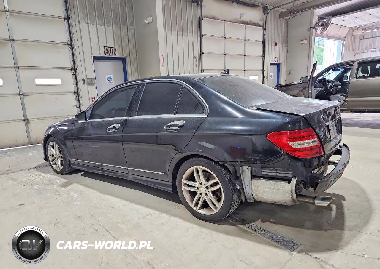 2013 Mercedes-Benz C 300 4Matic VIN:WDDGF8AB5DA783236 - 2