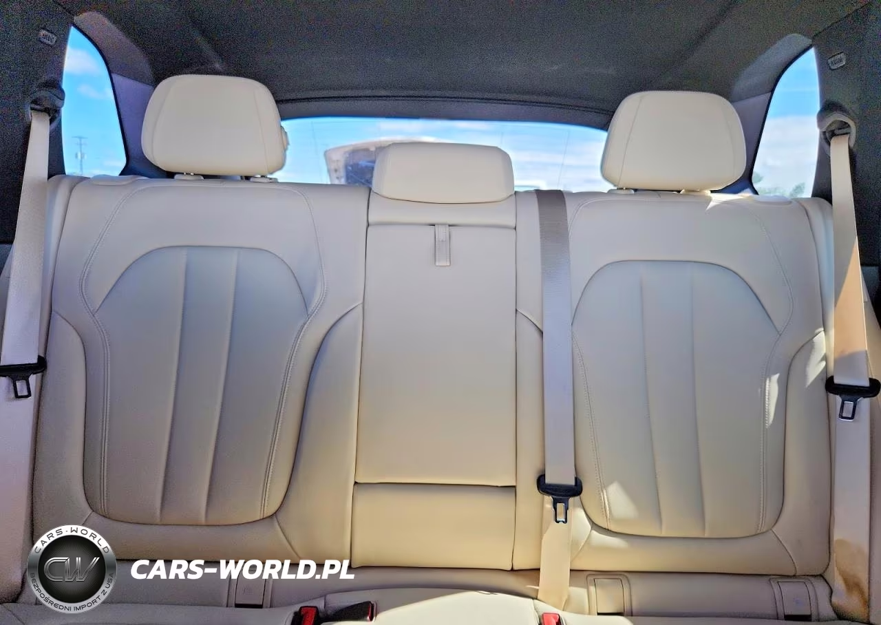 2020 BMW X5 xDrive40I VIN:5UXCR6C06L9B02762 - 10