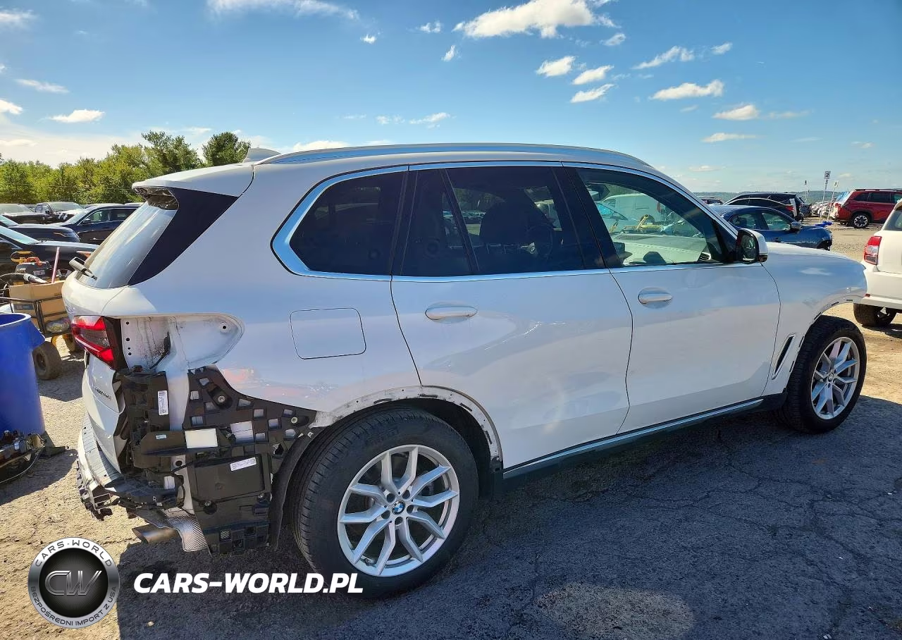 2020 BMW X5 xDrive40I VIN:5UXCR6C06L9B02762 - 3