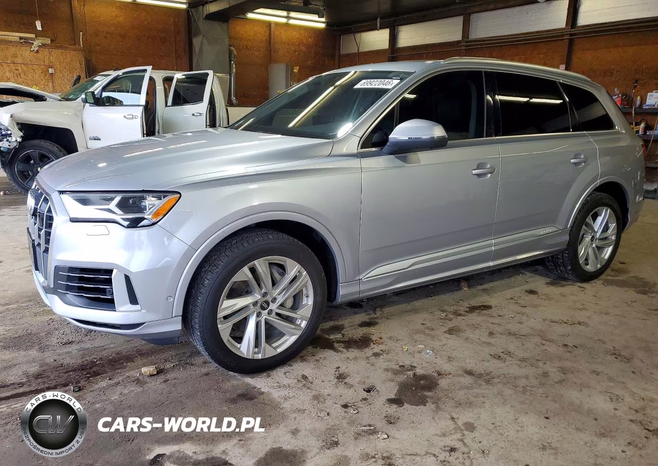 2022 Audi Q7 Premium Plus