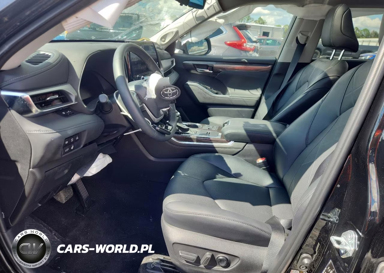 2026 Toyota Highlander Hybrid Platinum VIN:5TDEBRCH0TS708840 - 7