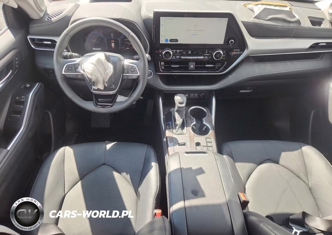 2026 Toyota Highlander Hybrid Platinum VIN:5TDEBRCH0TS708840 - 8