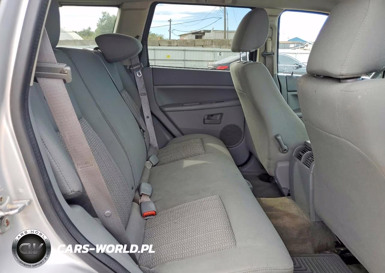 2007 Jeep Grand Cherokee Laredo VIN:1J8GR48K47C665910 - 11