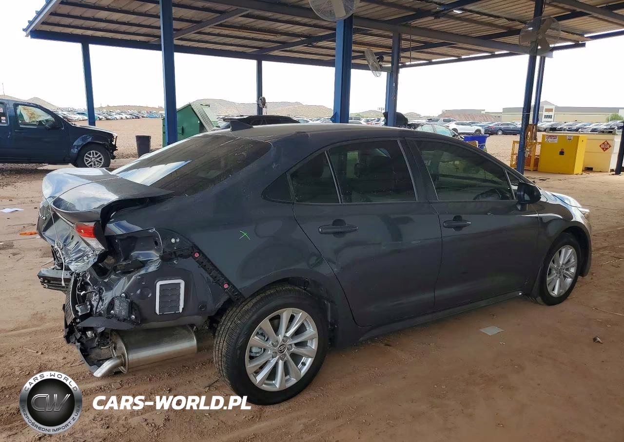 2026 Toyota Corolla Hybrid Le VIN:JTDBCMFE4T3160699 - 3