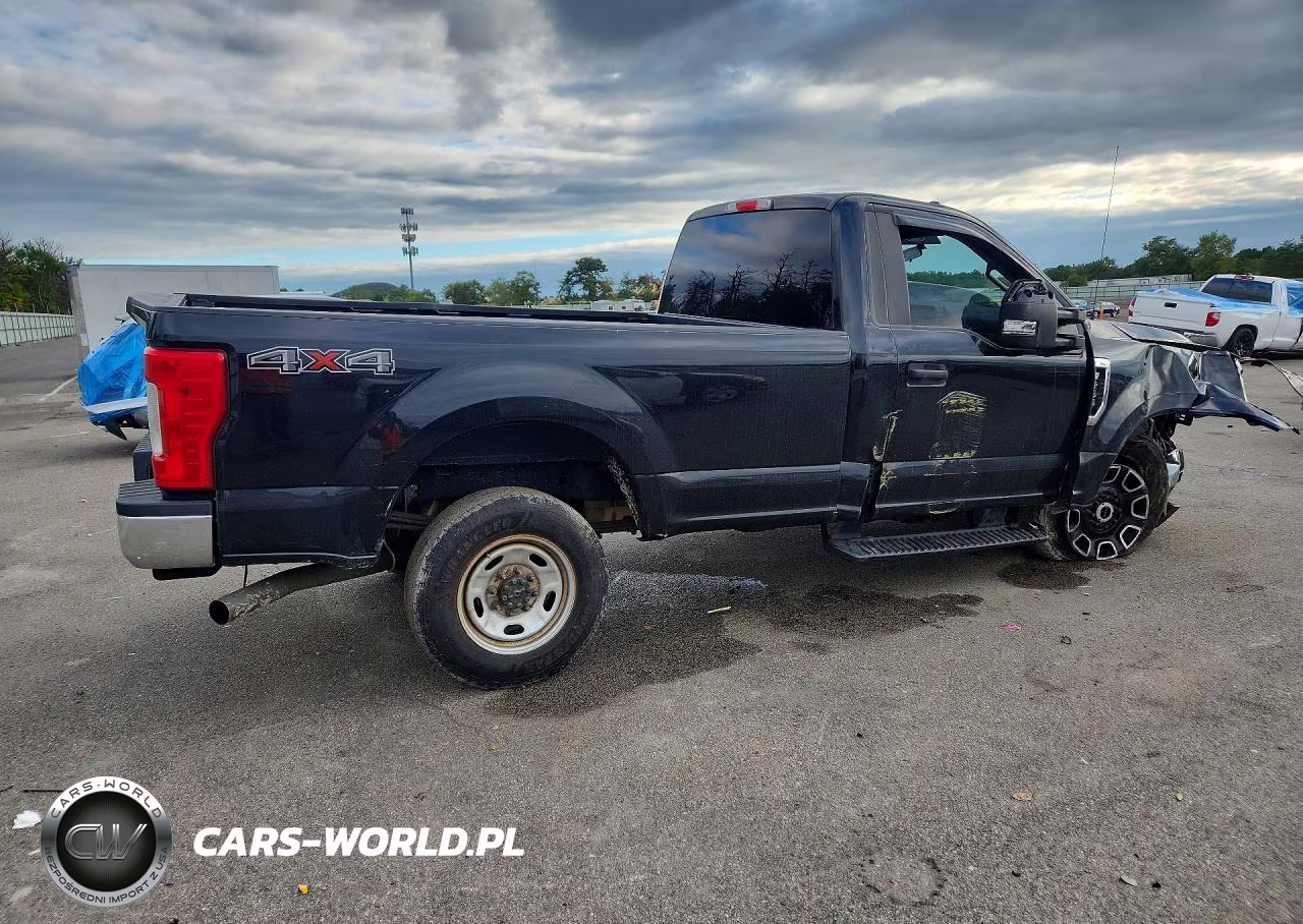 2019 Ford F250 Super Duty VIN:1FTBF2B63KEF90012 - 3