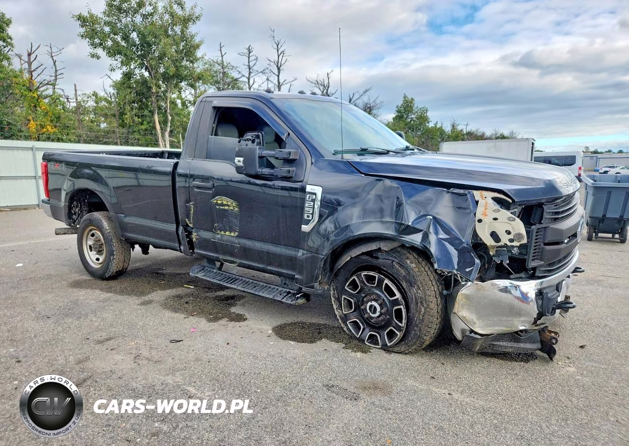 2019 Ford F250 Super Duty VIN:1FTBF2B63KEF90012 - 4