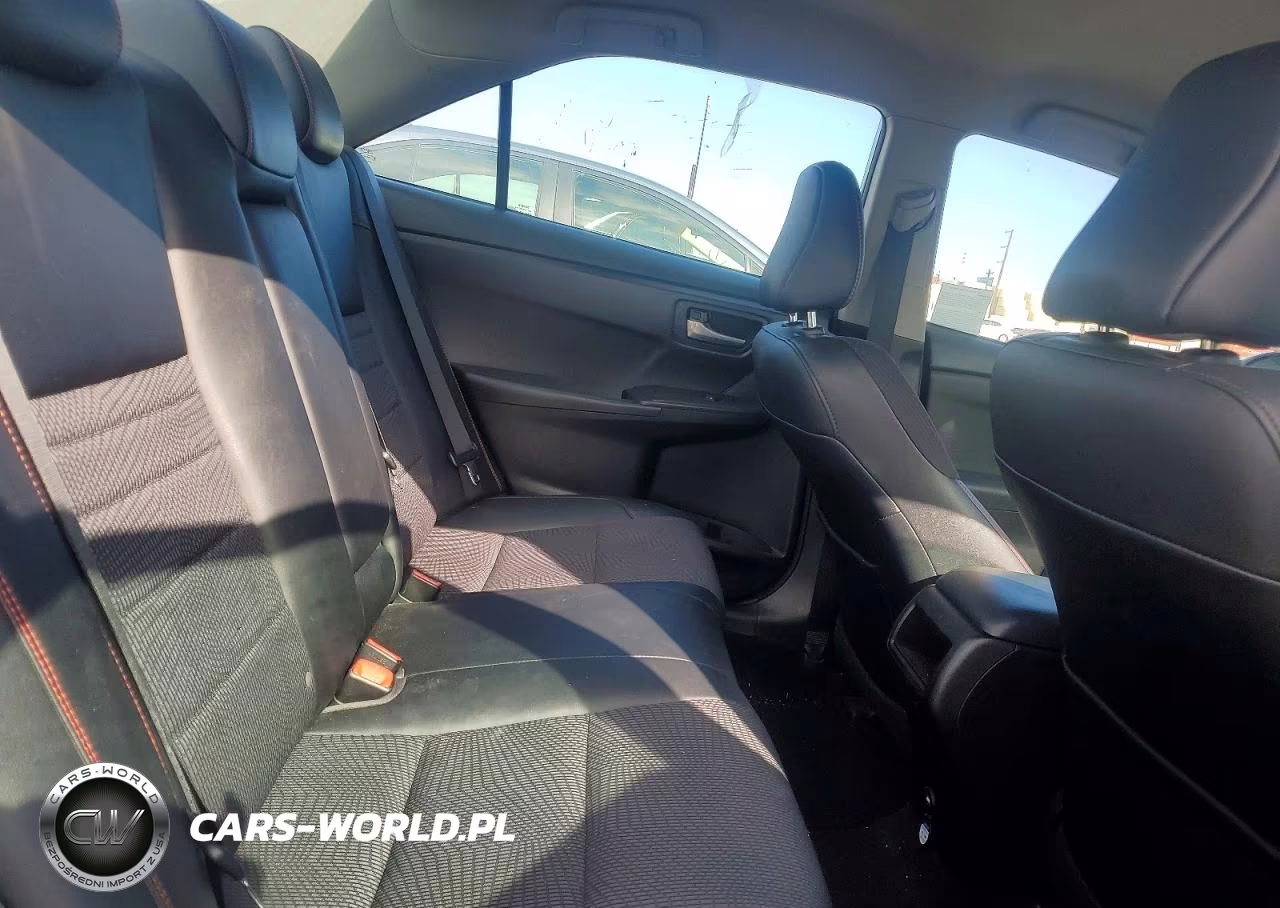 2017 Toyota Camry Se VIN:4T1BF1FKXHU411704 - 10
