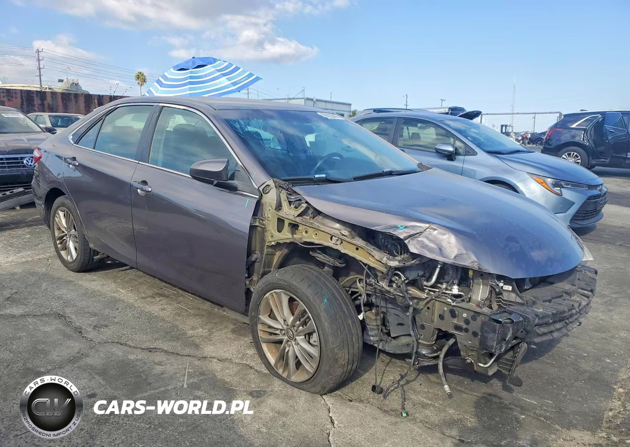 2017 Toyota Camry Se VIN:4T1BF1FKXHU411704 - 4